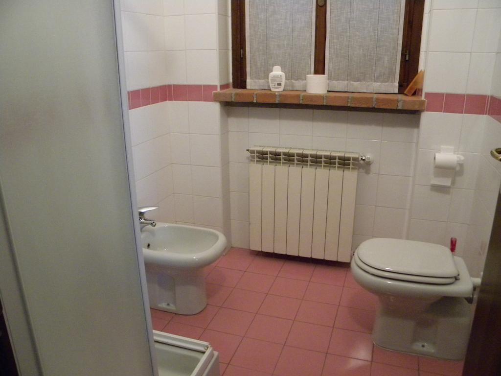 Le Petit Fleur Hotel Bareggio Bilik gambar