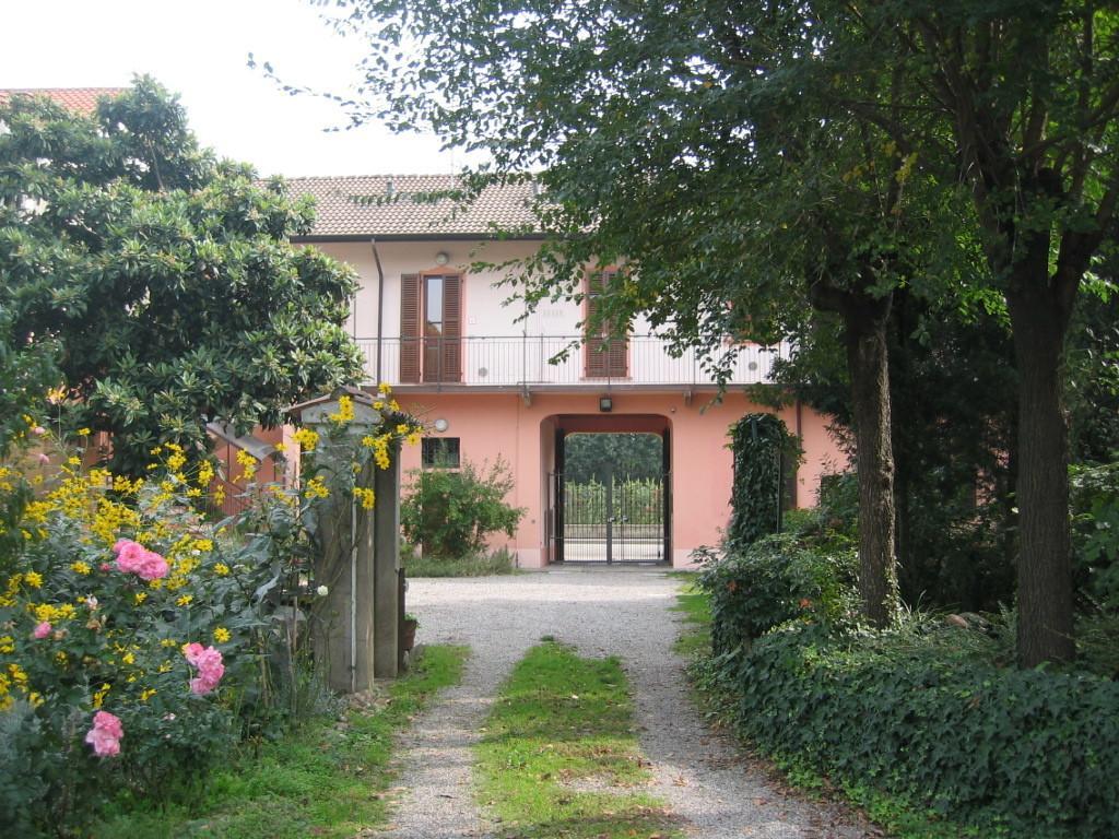 Le Petit Fleur Hotel Bareggio Luaran gambar